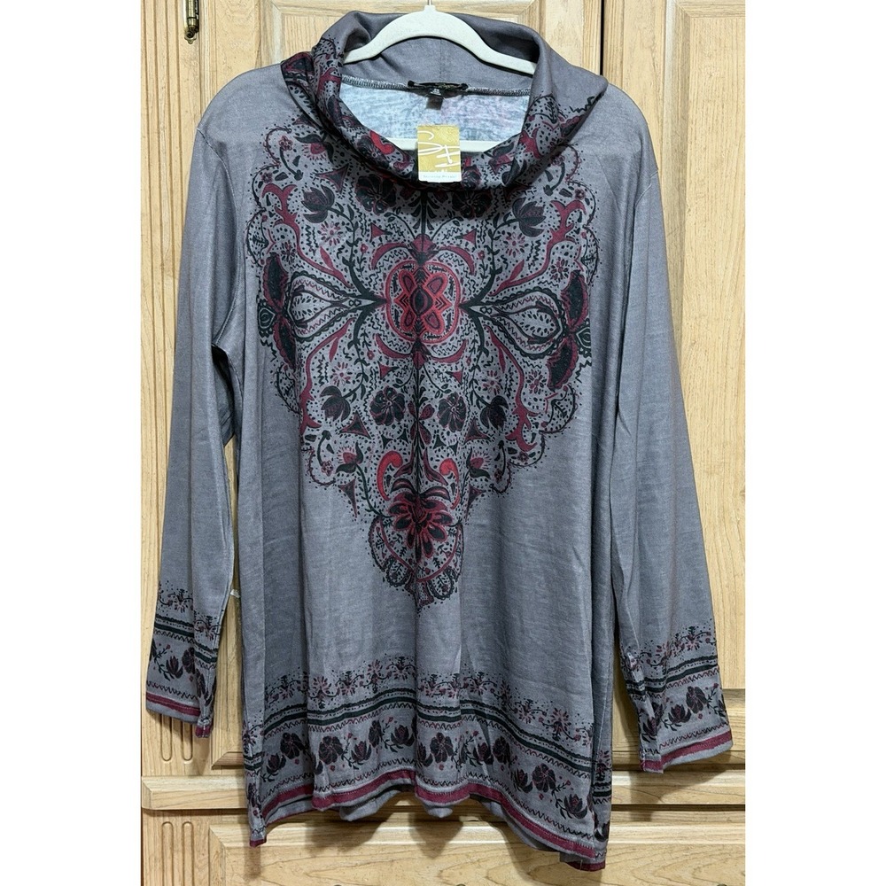 Suzanne Betro Medallion Print Tunic Top Women's Sz 2X Gray Cowl Neck Long Sleeve